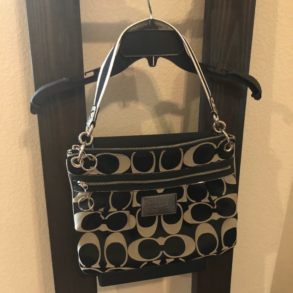 Signature Coach Tote